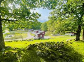 Stuga - Ulvereds Hjorthägn，位于拉霍尔姆的山林小屋