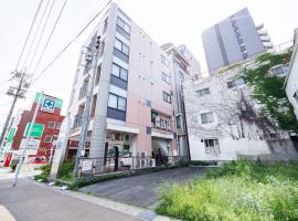 ビジネスホテル寿屋，位于半田的酒店