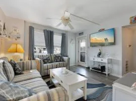 7203 Atlantic Ave, Unit 208