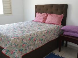Hostel Flor de Lis，位于卡尚布的酒店