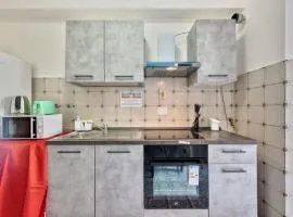 Arish Downtown Venice Apartment