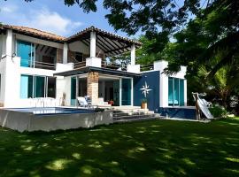 Casa de playa Manglares，位于托卢的酒店