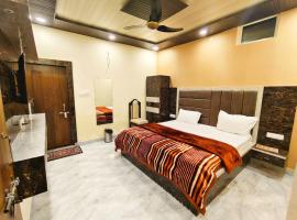 Hotel virat inn，位于瓜廖尔的酒店