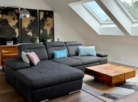 Klimatisierte OG Wohnung