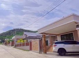 Luekpanee pool villa pranburi