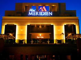 Maridien Hotel，位于Kangniwāla的酒店