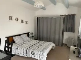 Maisonnette avec jacuzzi et Terrasse privée