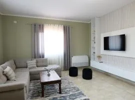 Villa Mesi Bridge by River