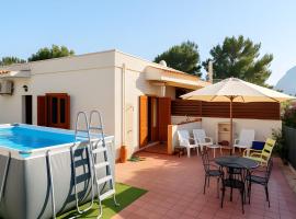 Green House con piscina privata 7 posti，位于马卡里的酒店