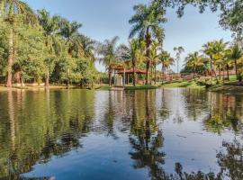 Hotel Estancia Santa Amélia，位于雅博蒂卡巴尔的酒店