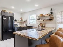 Watkins Glen Luxury Escape on Seneca Wine Trail