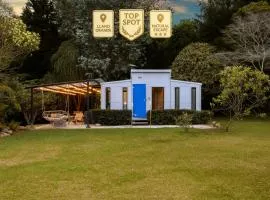 Luxury Cabin w Lake, HotTub, Cinema, Fire Pit, BBQ