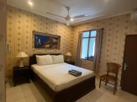 SC Hotel - 1 Minute to the Beach By Micky Studio，位于巴东的酒店