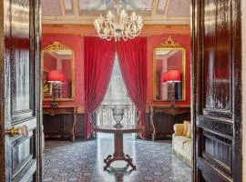 Palazzo Di Lorenzo - Exclusive Palace with Panoramic Terrace and Minipool