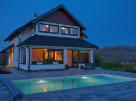 Villa ESEN - Fužine，位于弗济内的酒店