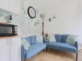 Holiday Home in Gargas with Pool and Nature, cleaning included