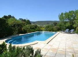 Relaxing Retreat Near Minerve, cleaning included
