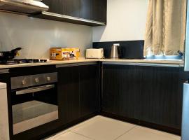 Pacific FairPrice Private room, shared bathroom，位于南迪的酒店