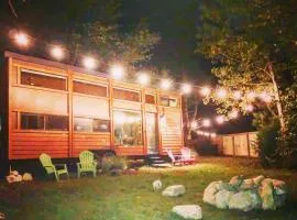 Tiny House Bliss on Brew Ridge Trail. Wintergreen