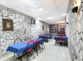 Super Hotel O Rajmahal