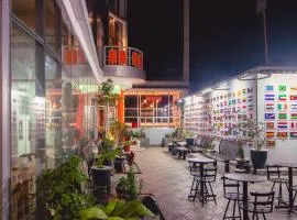International Youth Hostel Inn