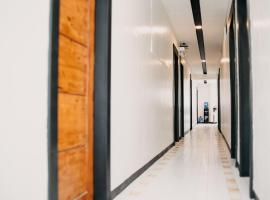 Lix Hotel Surigao，位于苏里高的酒店