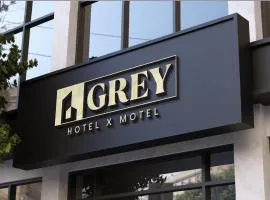 Townhouse Oak Grey Hotel Near Clark International Airport