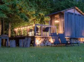 CLOUDS AND CLAY Ligatne