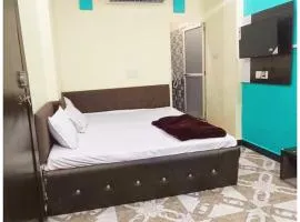 Hotel Priyan-Shi Palace AC OR NON AC ROOM Outstanding Property In Ujjain