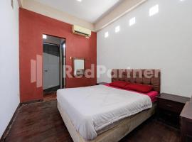 Tobana House Bintaro RedPartner，位于雅加达的酒店