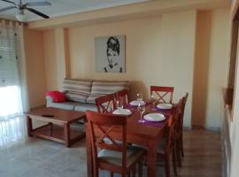 Apartamentos Lorena BA，位于Playa de San Juan的酒店
