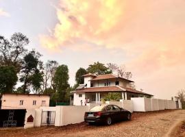 Farm stay in Kalasa，位于Kalasa的酒店