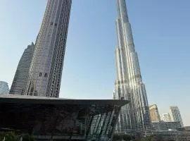 Luxury 2BR Sea View Walk to Burj & Dubai Mall