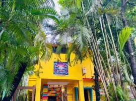 Paradise A Social Hostel