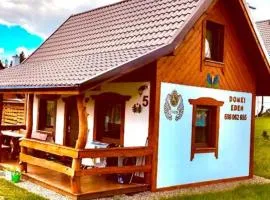 Domki Eden Kaszuby balia sauna alpaki mini zoo