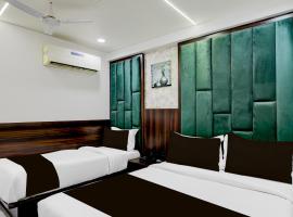 Hotel Shagun Inn Bopal，位于Bodakdev的酒店