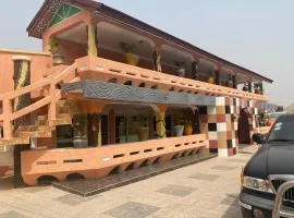 Johnny city hotel