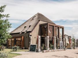 Comfortable lodge with patio，位于卡兰茨奥赫的酒店