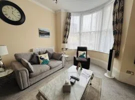 Moat Stays Victorian, Sea View!