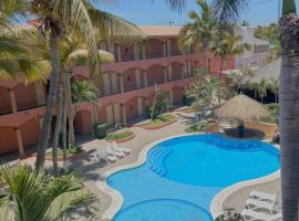 洛斯卡沃斯埃斯坦西亚酒店，位于卡波圣卢卡斯的带停车场的酒店