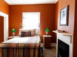 Doc Holiday - Historic Hotel