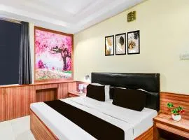 Townhouse Oak Red Hills Lakdikapul