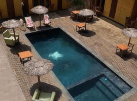 Toti guest house 2，位于圣多美的酒店