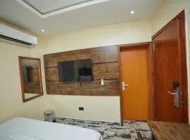 Masters Class Hotel