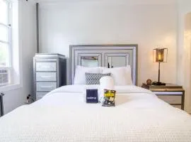 Fireflies In NYC, Cozy, Private & New