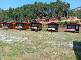 Wooden Villas Karme，位于Koman的住宿