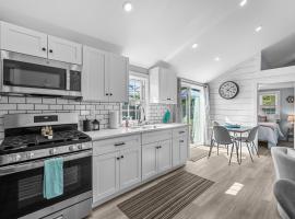 79 Sunset Lane West Dennis- Sunset Retreat，位于西丹尼斯的酒店