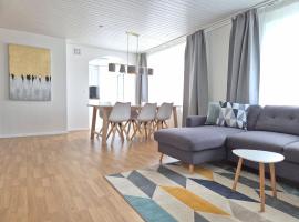 Apartment for 7, close to Zurich and Luzern, free private parking，位于Wohlen的酒店