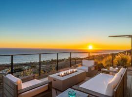 Luxe Malibu Retreat - Ocean Views, Hot Tub and Gym，位于马里布的酒店