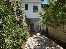 MoodHaus - City Garden Escape